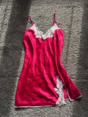 Gilligan & O'Malley Hot Pink Satin Slip with White Lace Trim